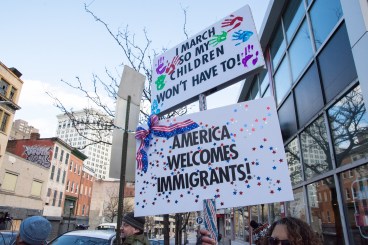 Anti_Trump_immigration_protest_in_Baltimore_DSC_6867_(32445440142)